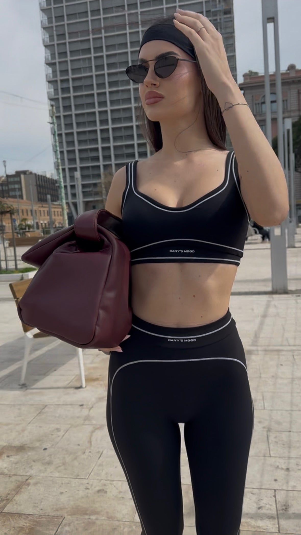 SET DANIELA